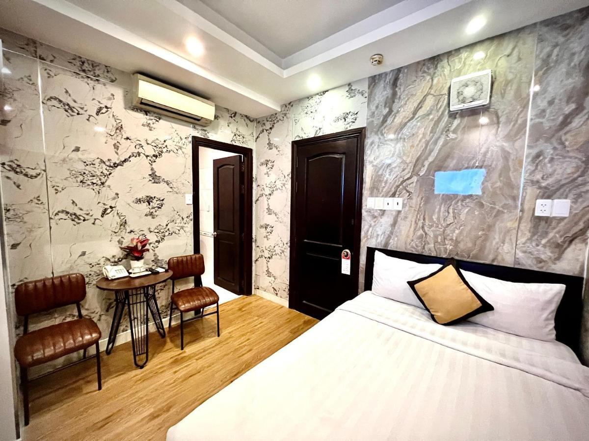 Dda District 1- Bùi Viện-đề Thám Walking Street 3*